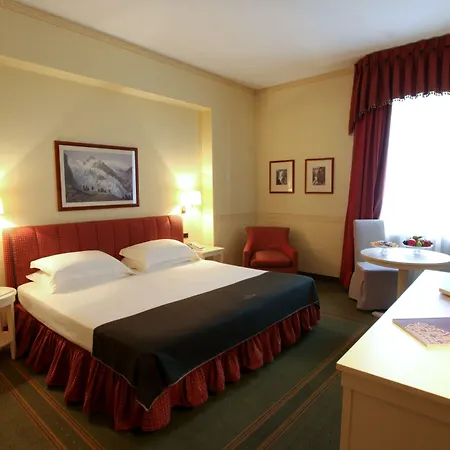 Grand Royal E Golf Hotell Courmayeur