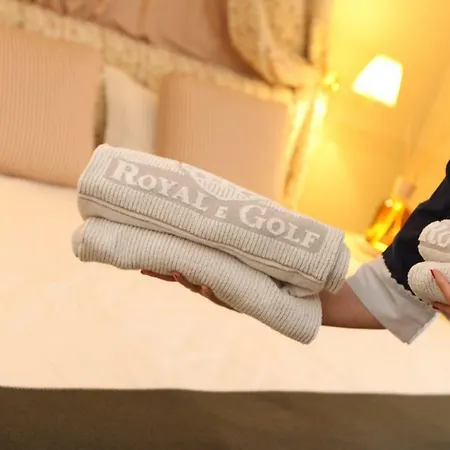Hotell Grand Royal E Golf Courmayeur