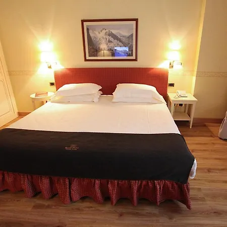 Ξενοδοχείο Grand Royal E Golf