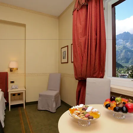 Grand Royal E Golf Hotel 5*