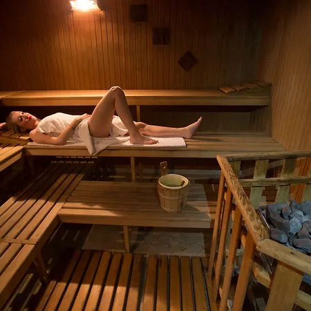 Grand Royal E Golf Ξενοδοχείο