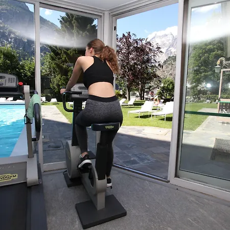 Grand Royal E Golf 5* Κουρμαγιέρ