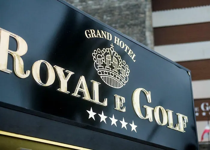 Grand Royal E Golf Отель